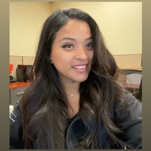 Meet your Posher, Kenia
